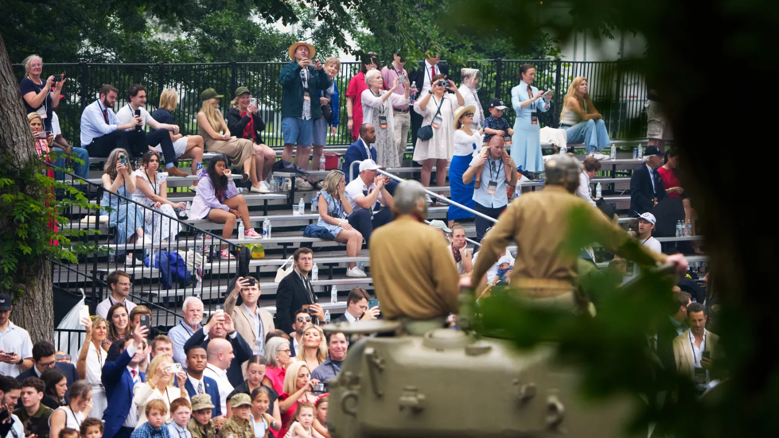 Trump team claims 250,000 watched military parade. ‘No Kings’ events drew 4 million