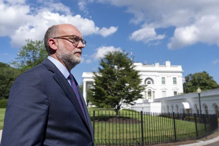 How Trump Could Use a Building Renovation to Oust the Fed Chair